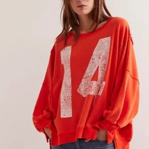 NWOT Free People Graphic Camden Pullover #14 size- LARGE - Picture 1 of 7